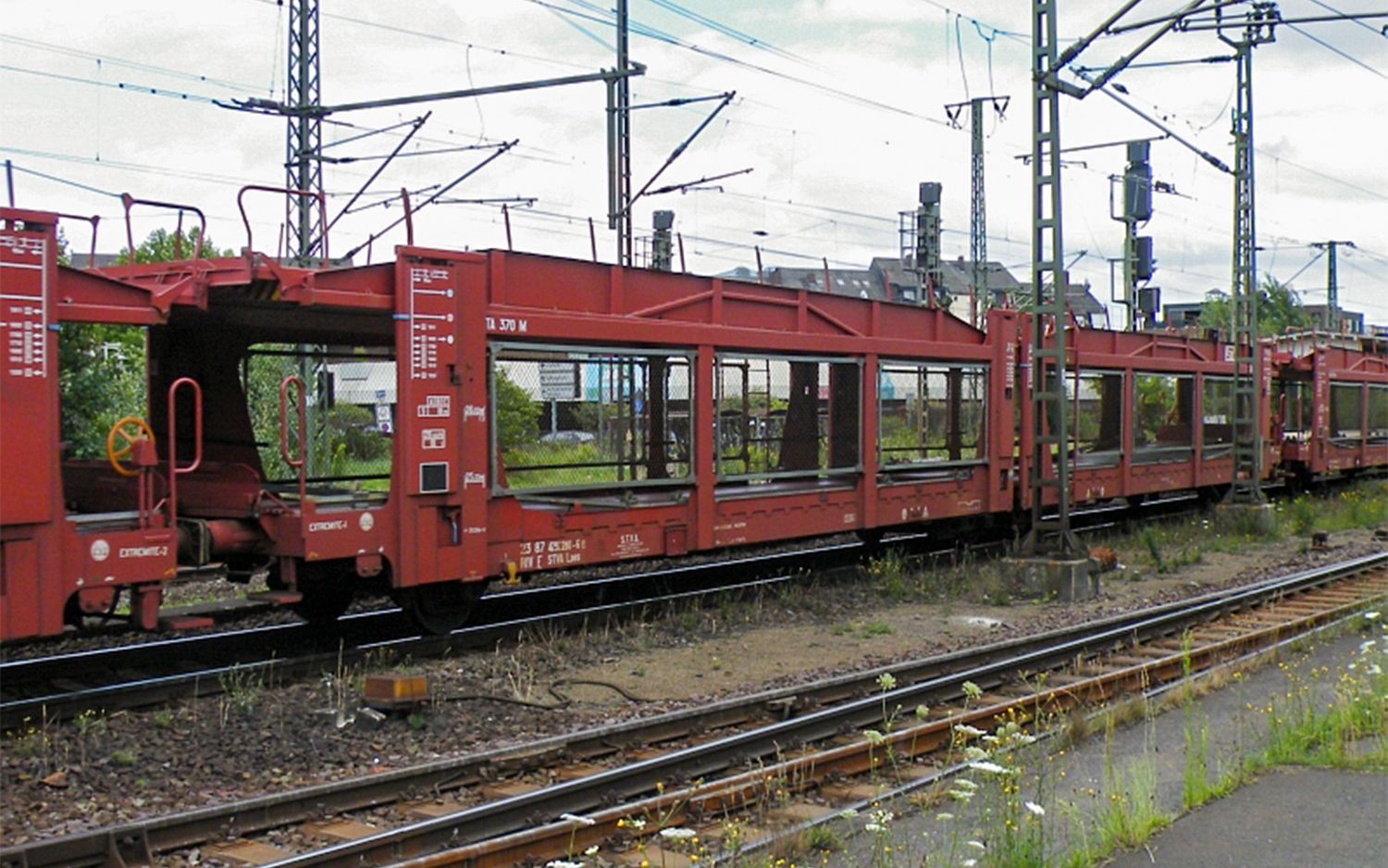 Vůz na přepravu aut Laes STVA