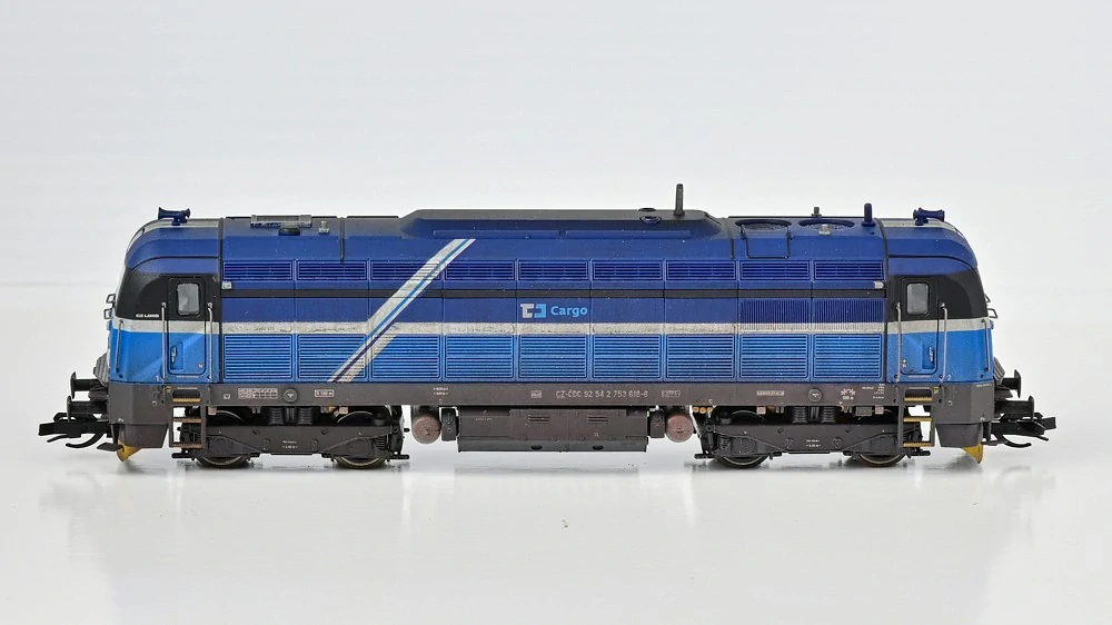 753.618-8 Exkluzivní, PATINA