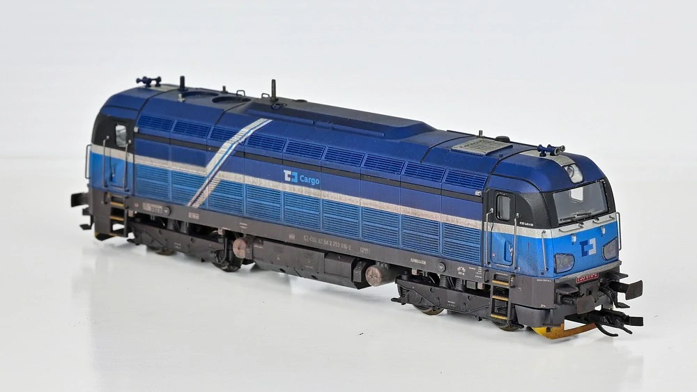 753.616-2 +618-8 SET patina