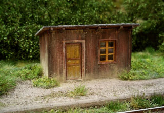 Model Scene Zastávka dřevěná TT